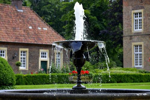 water fountain fountain water