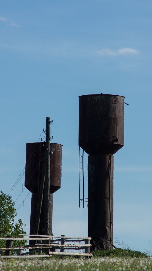 water tower barrel water