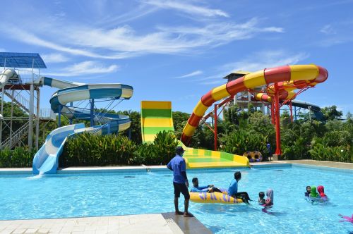 waterboom sky makassar