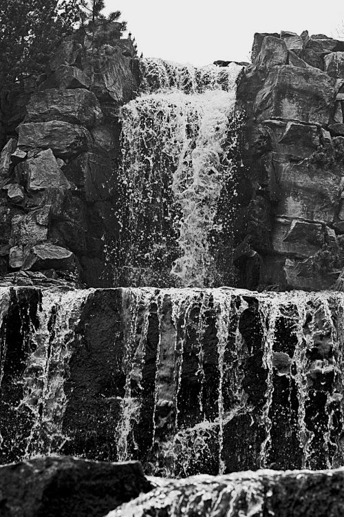 waterfall gruga eat water