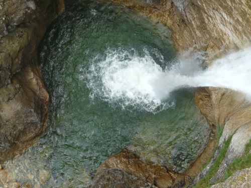 waterfall water wet