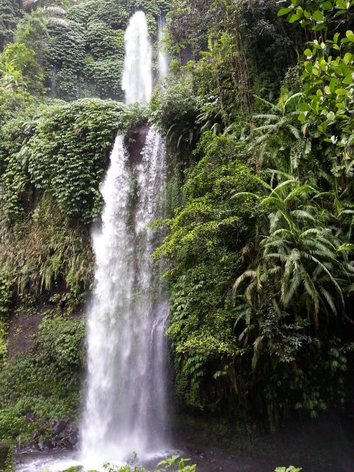 waterfall rinjani travel