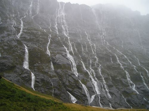 waterfalls new zealand fiordland