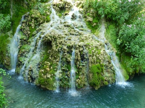 waterfalls orbaneja burgos
