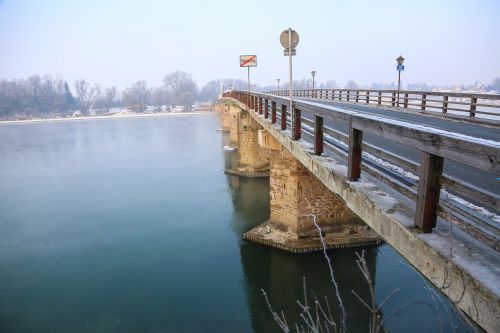 waters river bridge