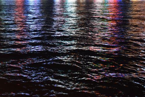 wave colors reflection