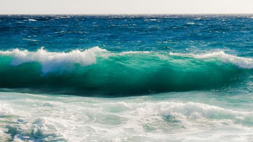 wave transparent sea