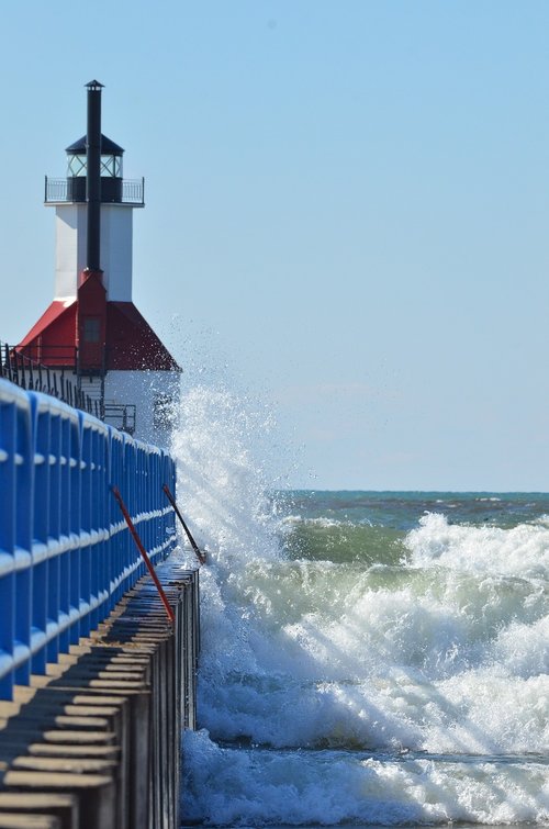wave  lighthouse  water