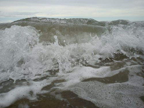 wave breaking spray foam