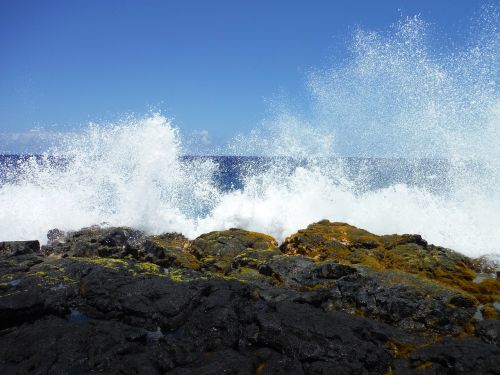 waves crashing ocean