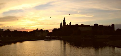 wawel kraków sunrise