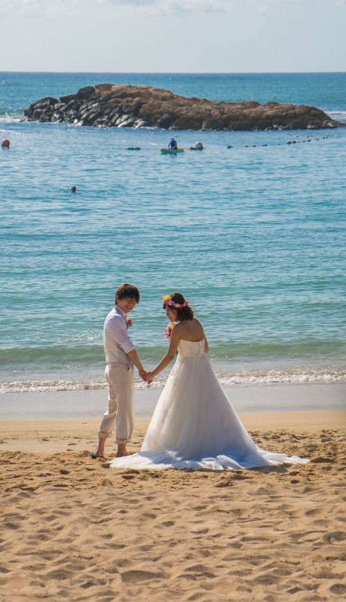 wedding hawaii beach