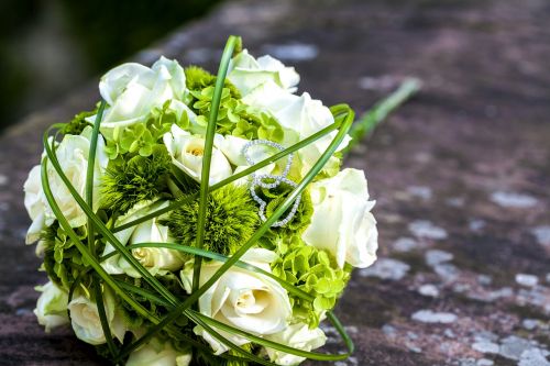 wedding flowers bridal bouquet
