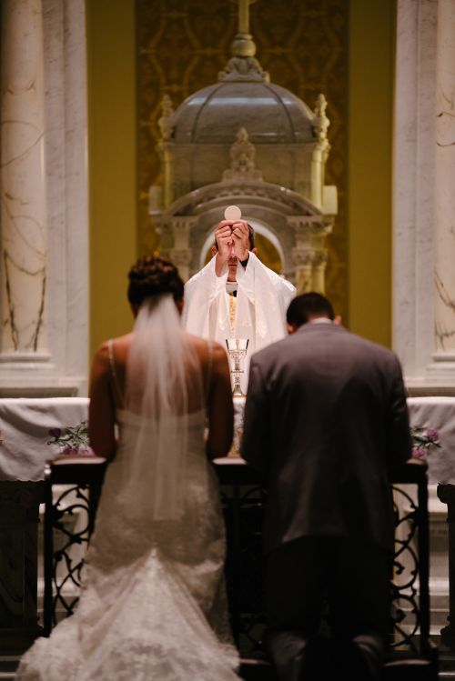 wedding mass priest