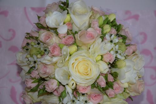 wedding bouquet rose