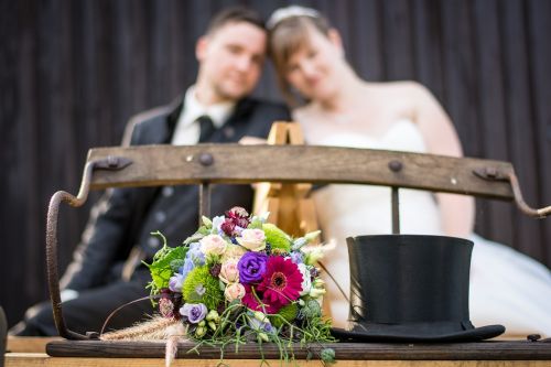wedding cylinder bride and groom
