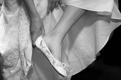wedding  shoe  bride