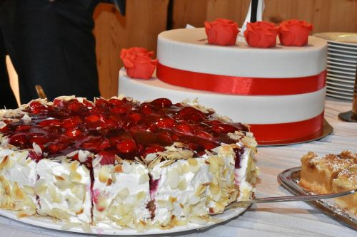 wedding cake cake rose