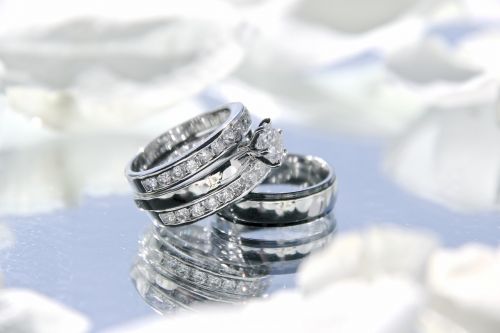 wedding rings lgbt marriage