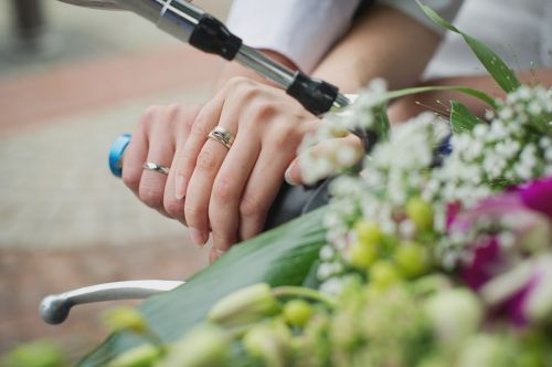 wedding rings wedding flowers