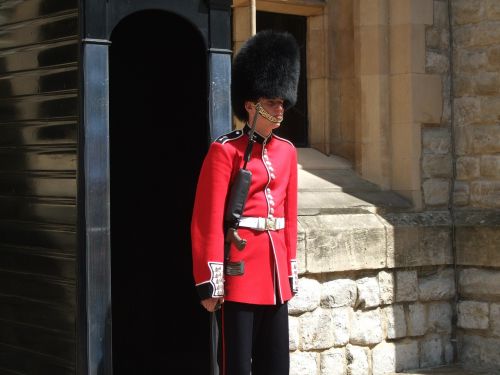 welsh guardsman guard uniform