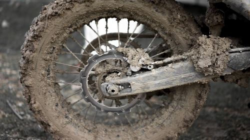 wheel string mud