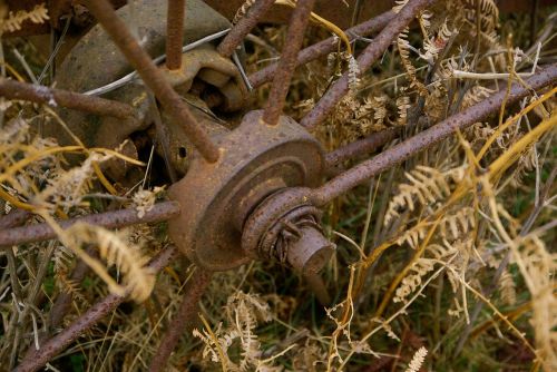 wheel ferrraille rust
