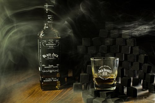 whisky  black  alcohol