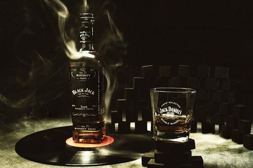 whisky  jack  smoke
