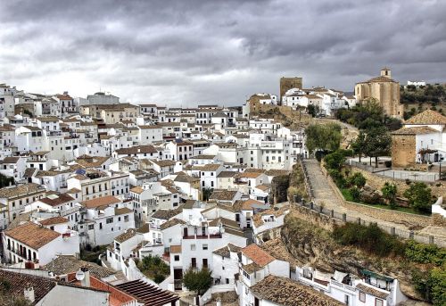 white people andalusia white houses