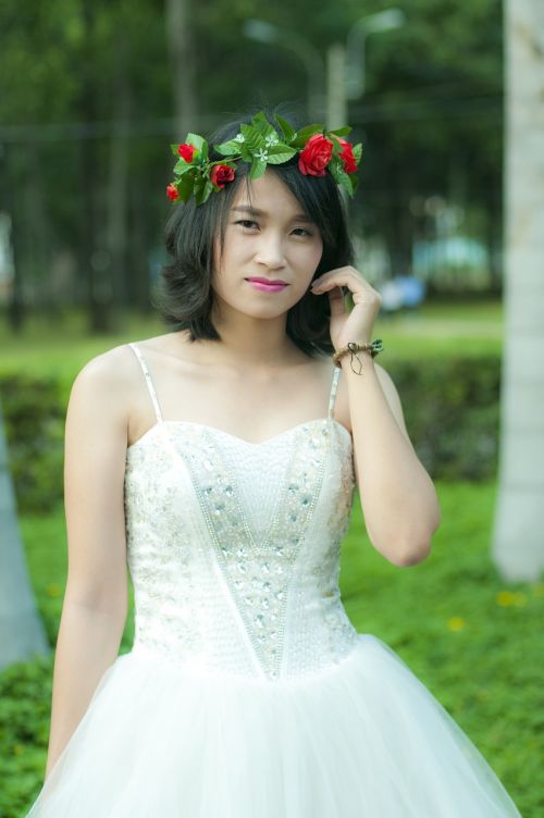 white shirt vietnam girl