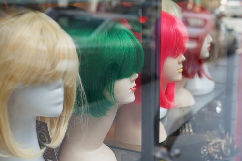 wigs  display  mannequin