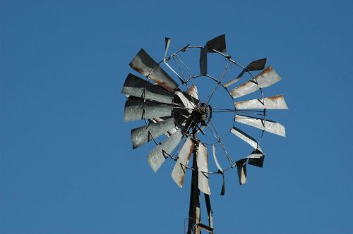 windmill broken old