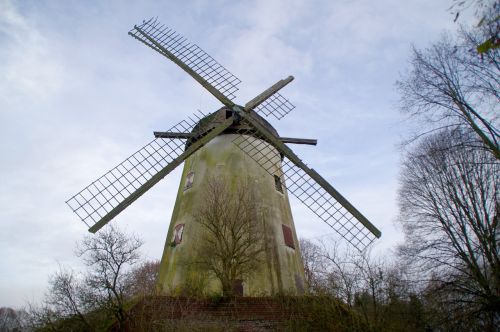 windmill lost place old
