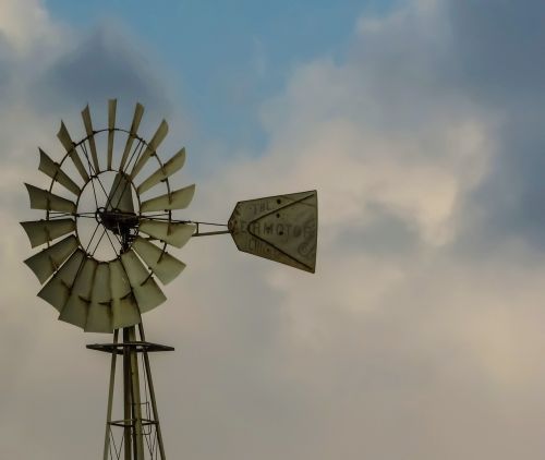 windmill wheel wind