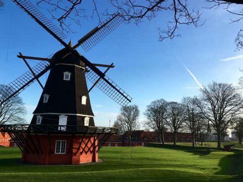 windmill green grass