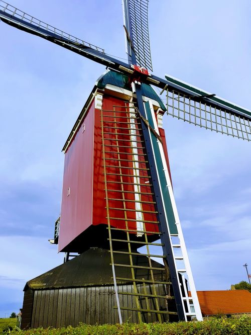 windmill holland old