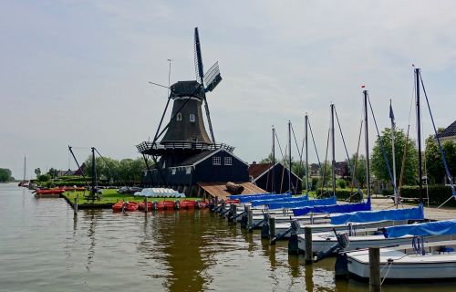 windmill water boats