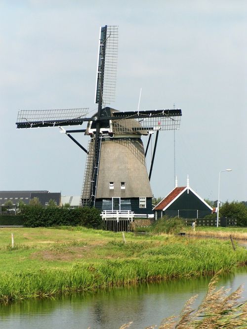 windmill holland holiday