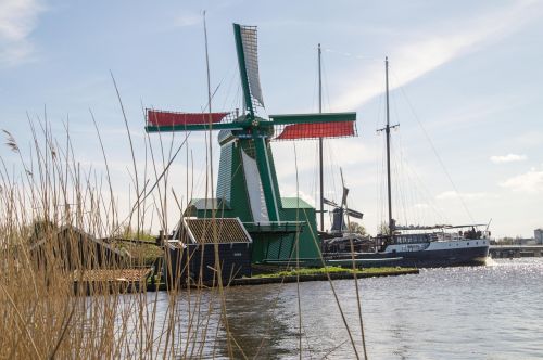 windmill holland water