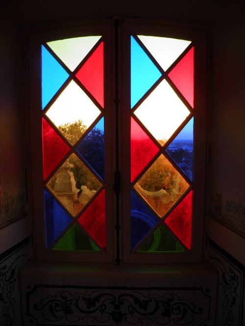 window coloured glass