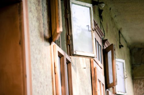 window window wide veranda