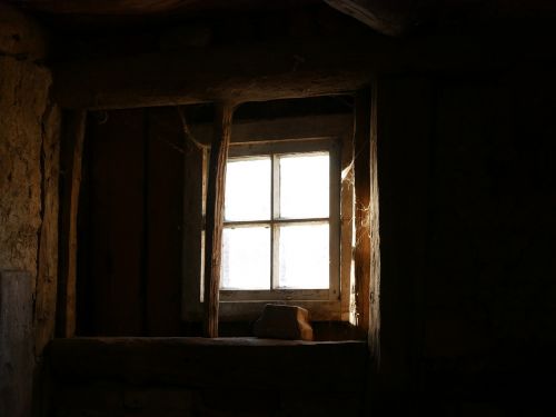 window keller old