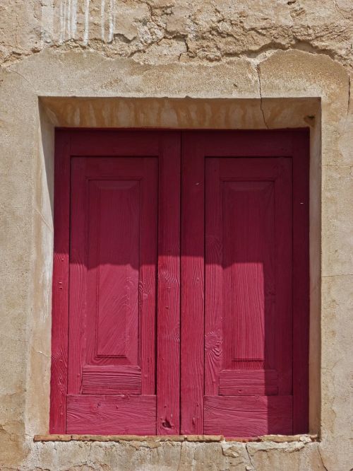 window red wood