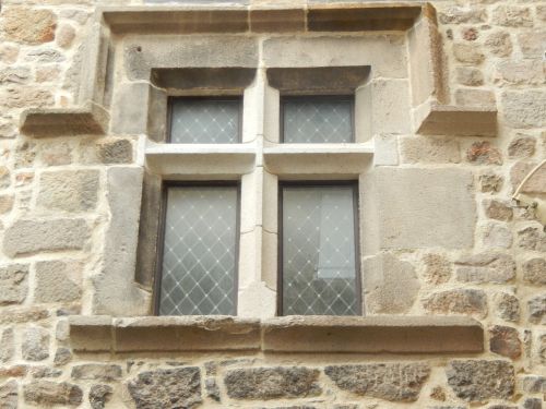 window house middle ages