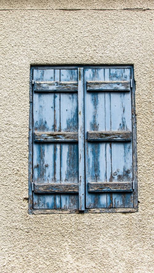 window old wooden