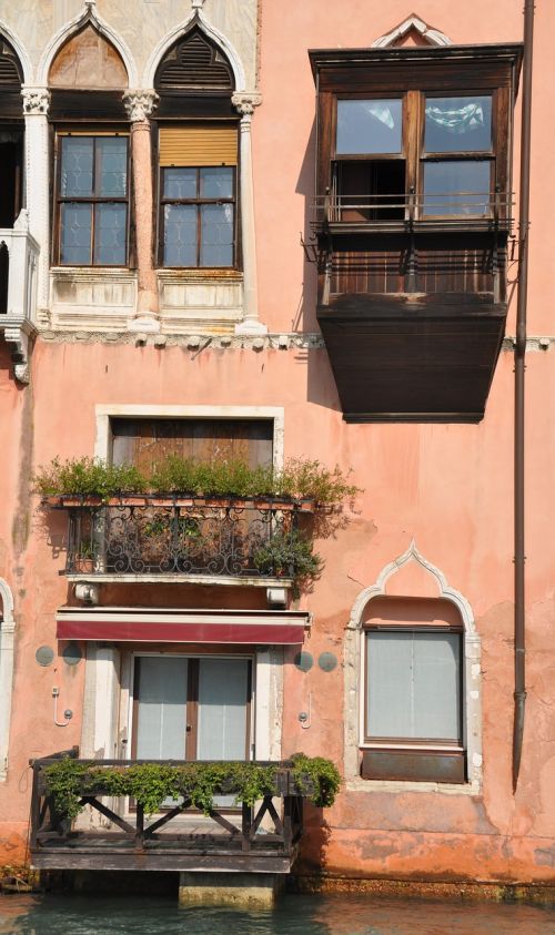 window architecture facade