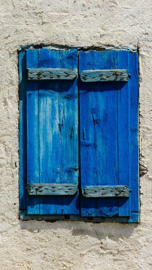 window wooden old