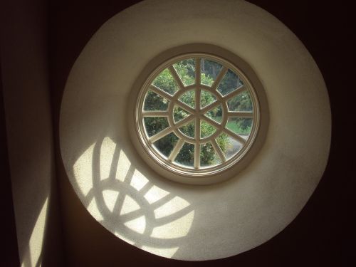 window sunlight circle