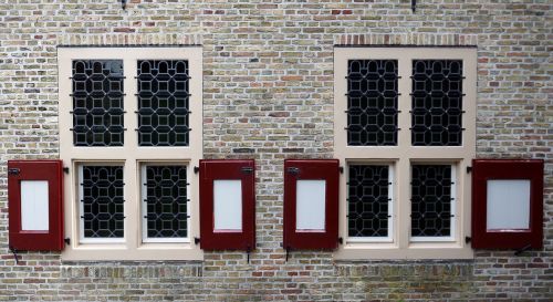 window wall symmetry